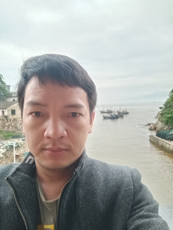 啊亮的第一张照片--泰宁相亲网